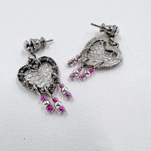 New / Hand Crafted - Silver Tone Heart Dreamcatcher & Pink Beaded Post Earrings. - Picture 5 of 7